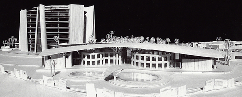 Immagine di un modello architettonico di un complesso per uffici a El Kobar